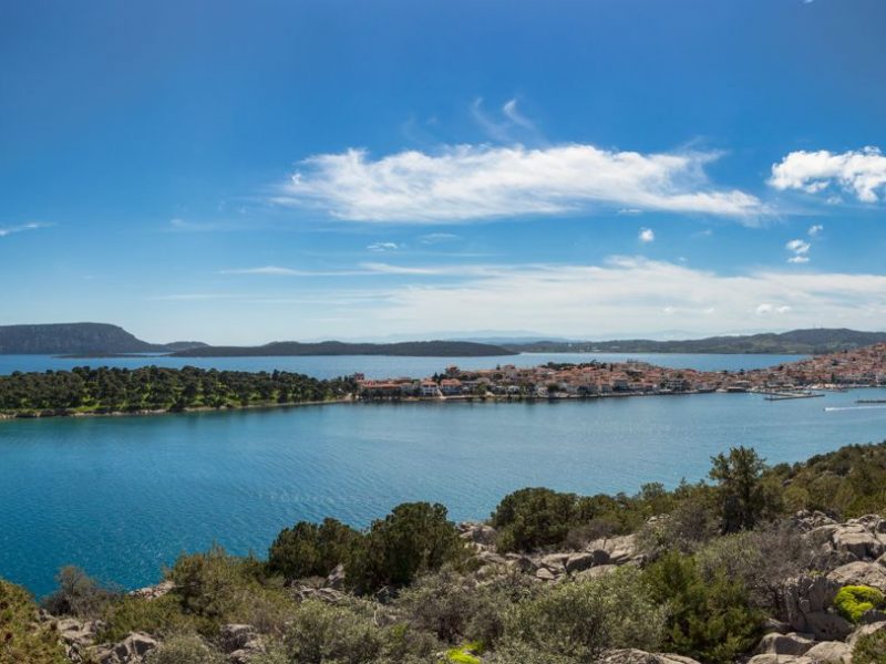 beaches-and-blue-waters-in-porto-heli
